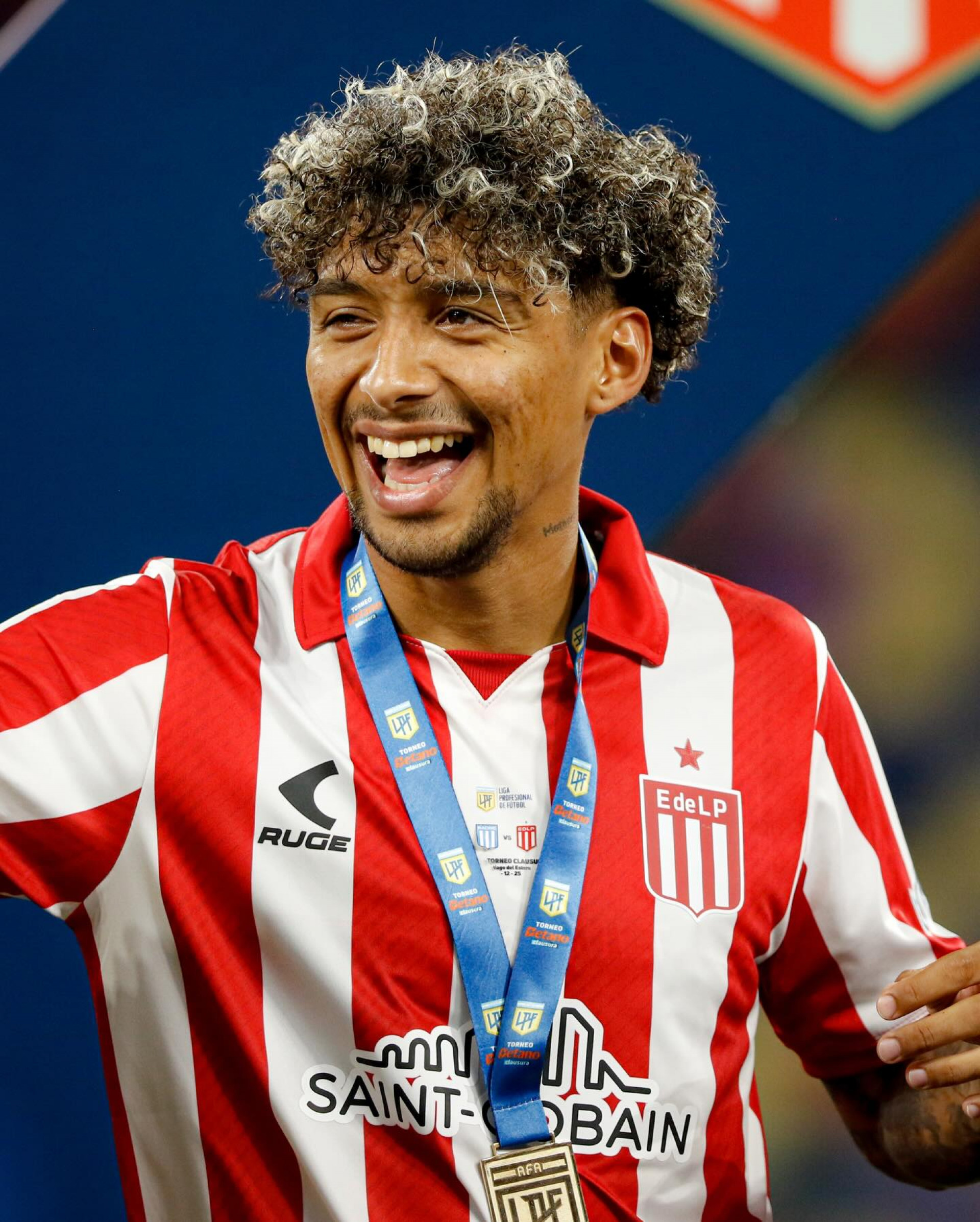 Cristian Medina tem 23 anos e foi revelado pelo Boca Juniors