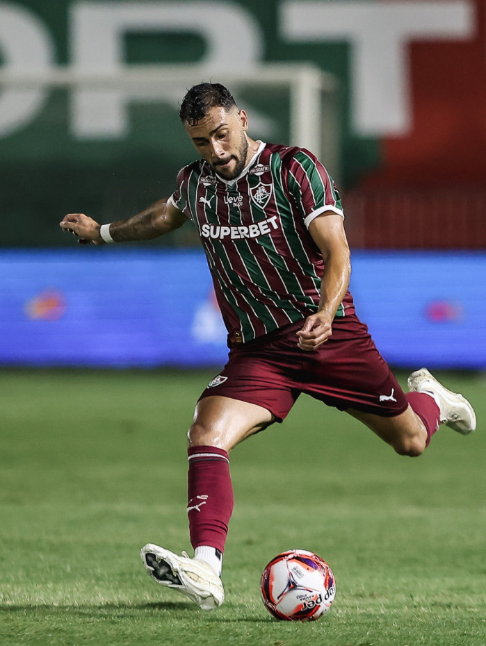 Freytes em a&ccedil;&atilde;o pelo Fluminense diante do Nova Igua&ccedil;u, no Luso-Brasileiro