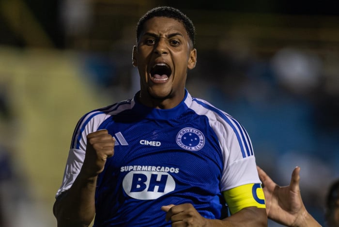 Luis Fernando &eacute; o artilheiro do Cruzeiro na Copinha