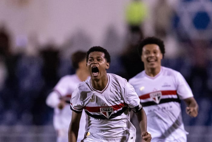 Paulinho &eacute; o artilheiro do S&atilde;o Paulo na Copinha