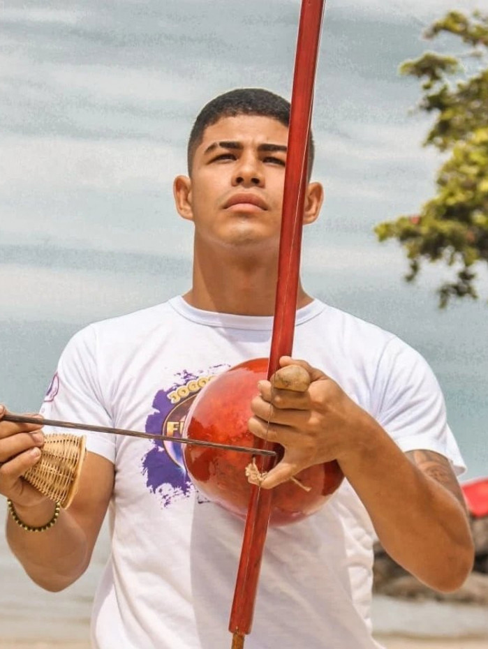 Marcos Andr&eacute;, conhecido como Chaolin, dava aulas de capoeira