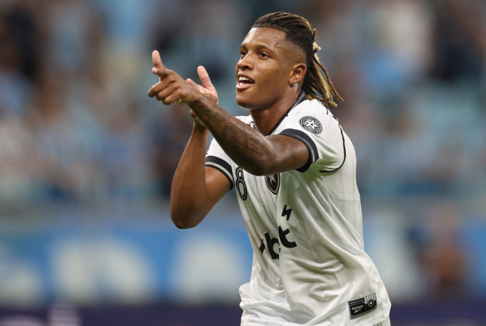 Danilo vive fase artilheira e fez quatro gols nos dois primeiros jogos do Campeonato Brasileiro