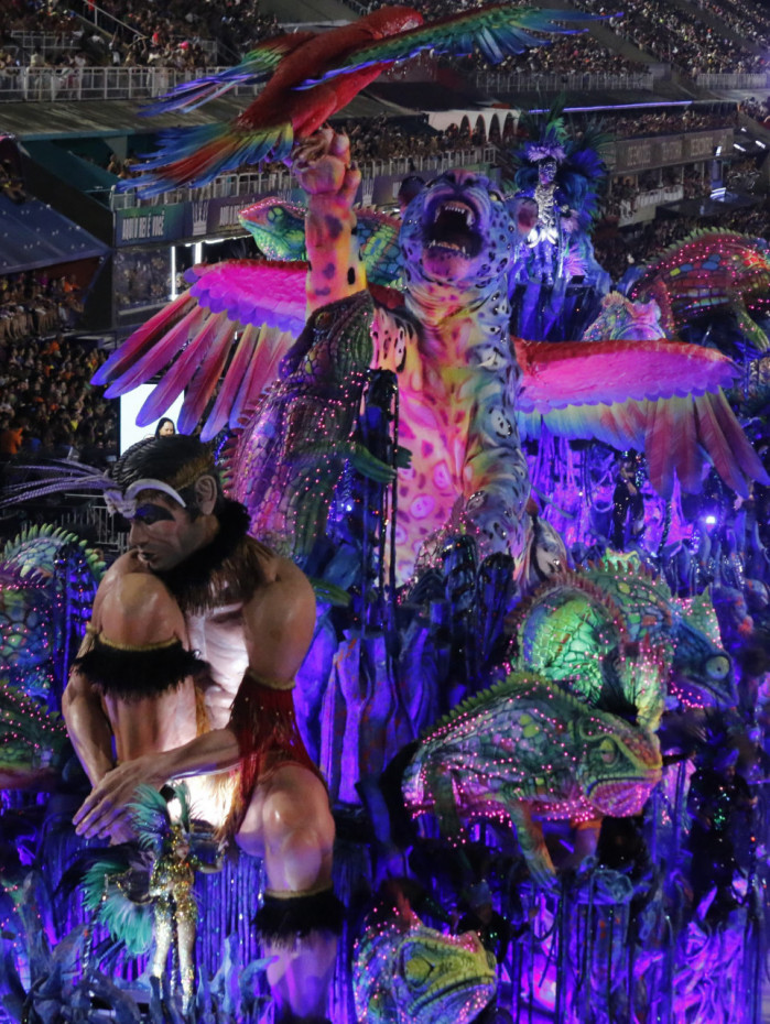 Desfile do Grupo Especial Carnaval 2026 - Desfile da G.R.E.S Imperatriz Leopoldinense, na Avenida Marqu&ecirc;s de Sapuca&iacute;, no Centro do Rio de Janeiro, neste domingo (15). Foto: Carlos Elias/ Ag&ecirc;ncia O Dia