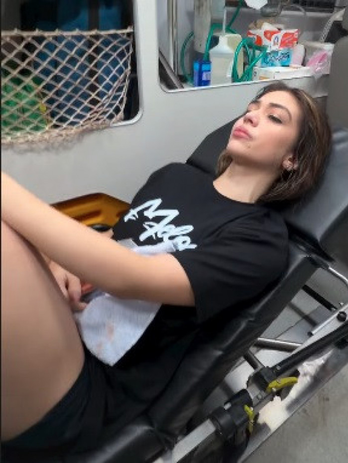 Melody deixa show em ambul&acirc;ncia