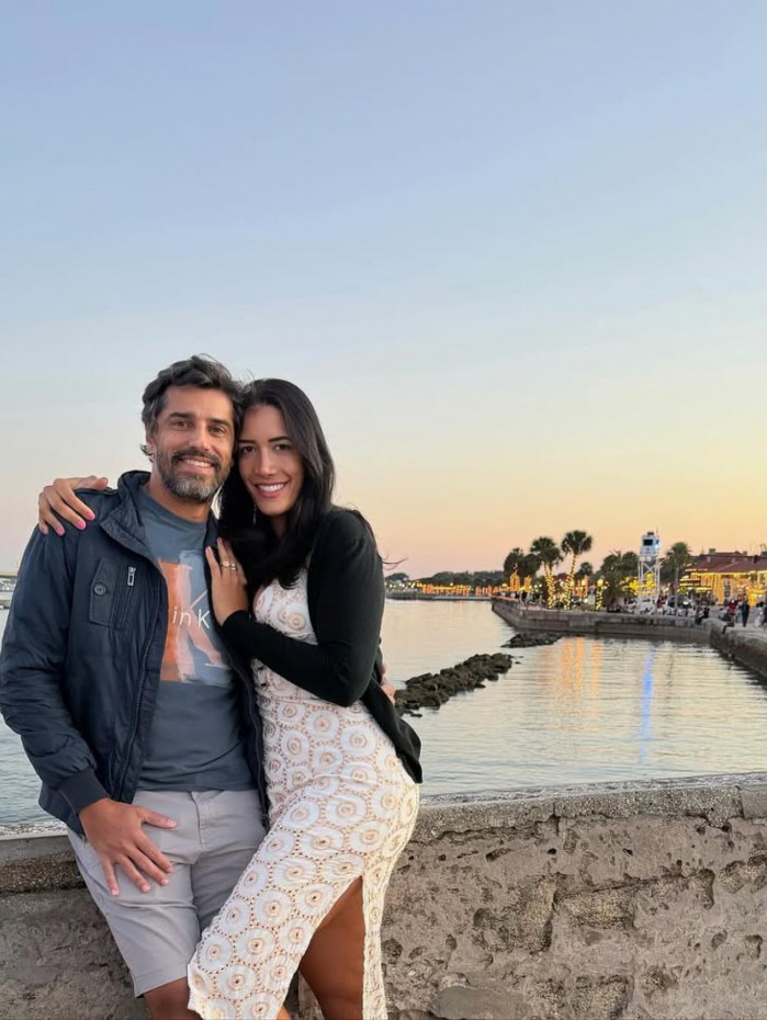 Alberto Cowboy e a mulher, Priscilla Monroy