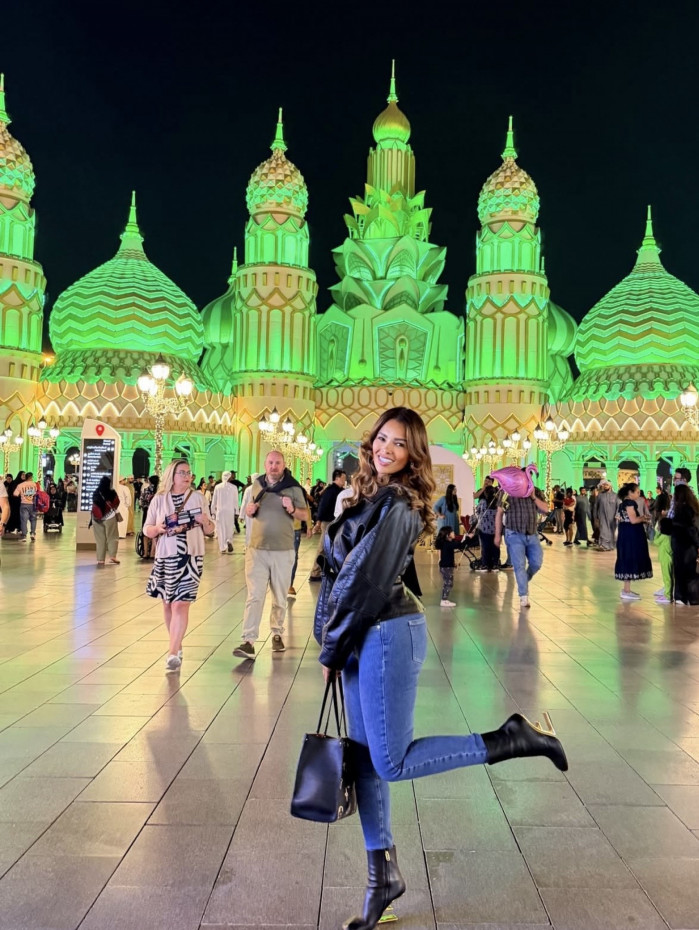 Ex-BBB Ariadna fala &agrave; Coluna Andrei Lara no Jornal O Dia direto de Dubai e relata alertas no celular, explos&atilde;o em hotel e clima de terror na cidade
