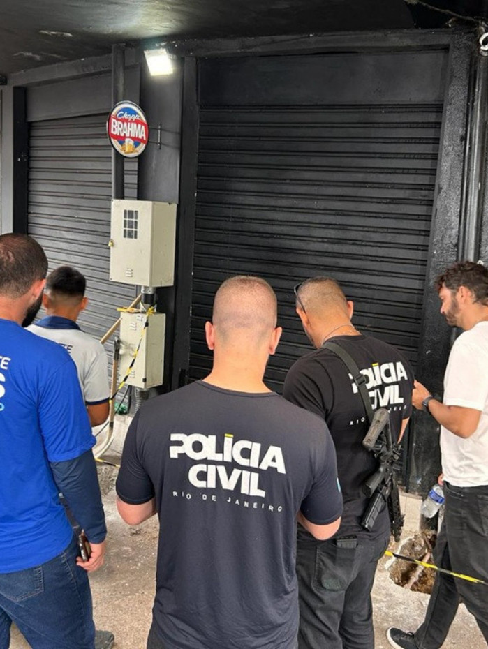 A&ccedil;&atilde;o reuniu policiais da DDSD e equipes da Zona Oeste Mais Saneamento