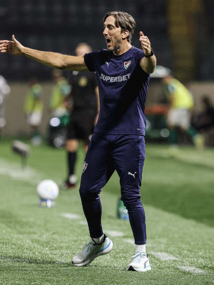 Fluminense vai parcelar compra de atacante do Lan&uacute;s e assinar&aacute; contrato de cinco anos