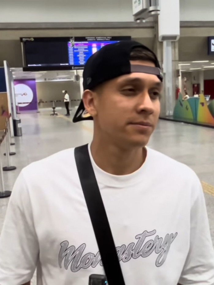 Julián Millán chega com status de titular na zaga do Fluminense