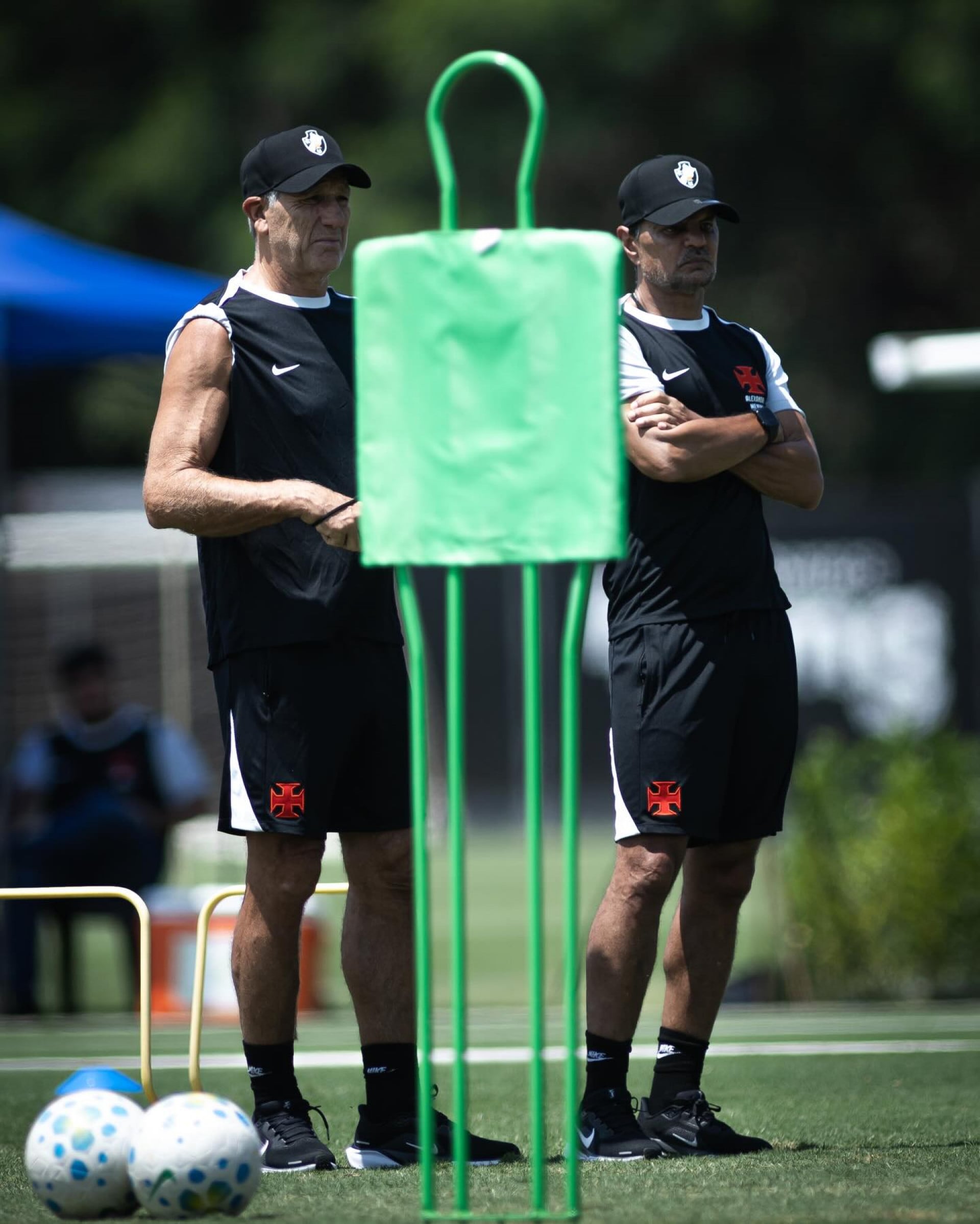 Renato Gaúcho tem aproveitado os treinos para fazer avaliações e testes com o elenco
