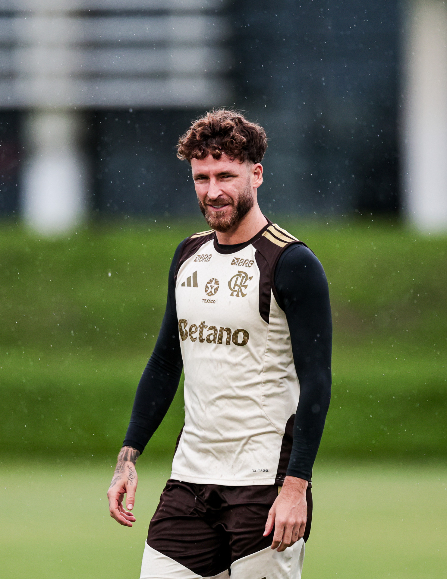 Léo Pereira, zagueiro do Fla