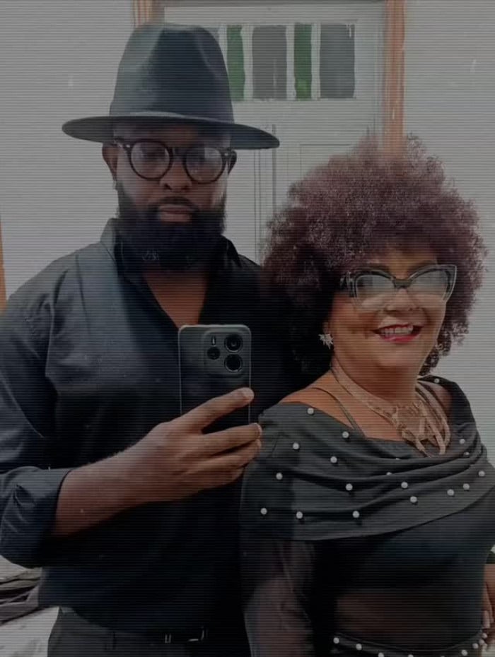 Babi Cruz e o namorado Andr&eacute; Caetano