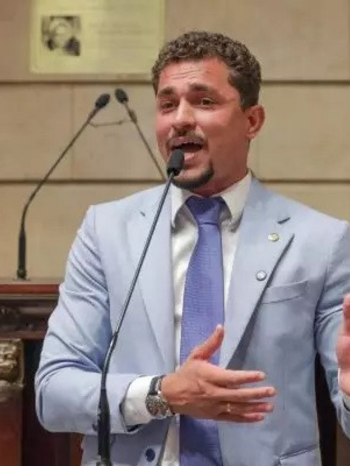 Vereador Salvino Oliveira foi preso em opera&ccedil;&atilde;o da Pol&iacute;cia Civil nesta quarta-feira (11)