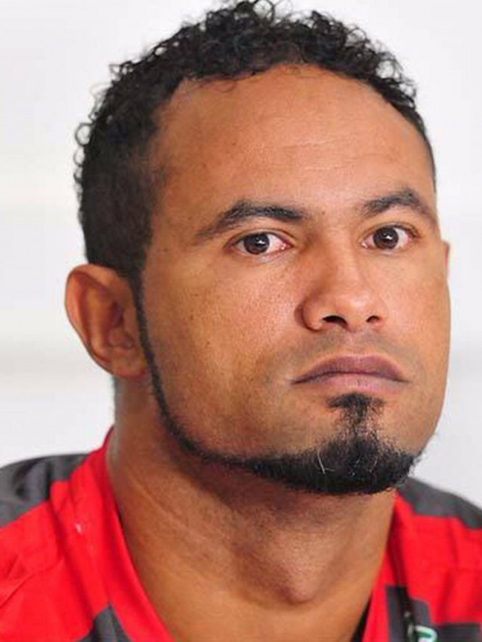 Ap&oacute;s ser considerado foragido, Bruno ganha cartaz de procurado pela pol&iacute;cia