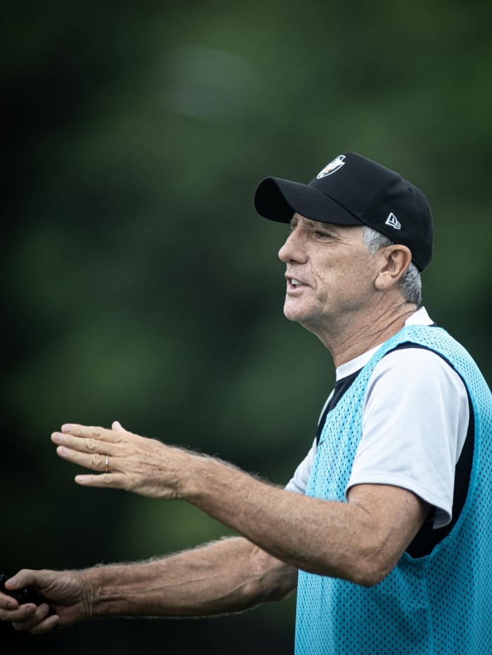 Renato Ga&uacute;cho esteve presente na beira do gramado na &uacute;ltima vit&oacute;ria do Vasco sobre o Paysandu