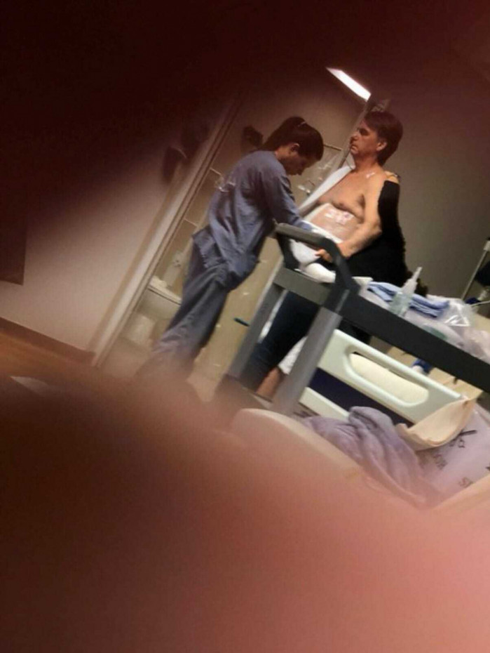 Bolsonaro foi hospitalizado na &uacute;ltima sexta-feira, 13, com broncopneumonia bacteriana bilateral