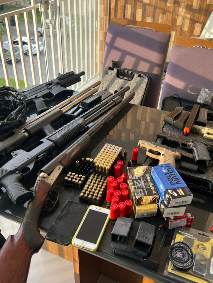 Agentes cumpriram mandados de busca e apreens&atilde;o no Rio e no Esp&iacute;rito Santo