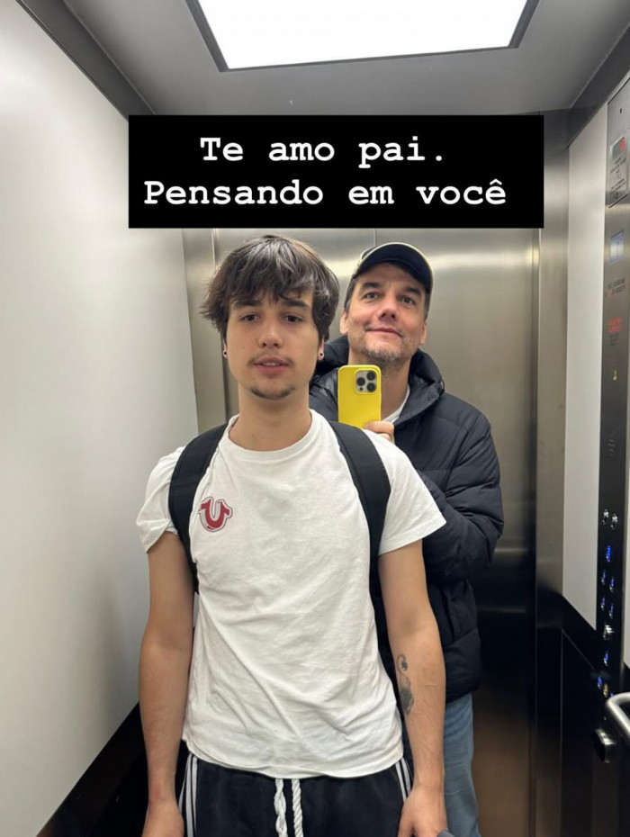 Filho de Wagner Moura posta clique raro com o pai