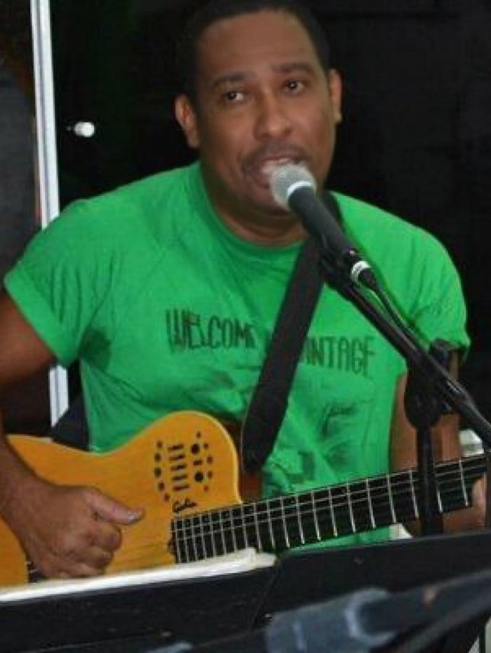 Ex-integrante do grupo Molejo, Willian Araujo morre aos 60 anos