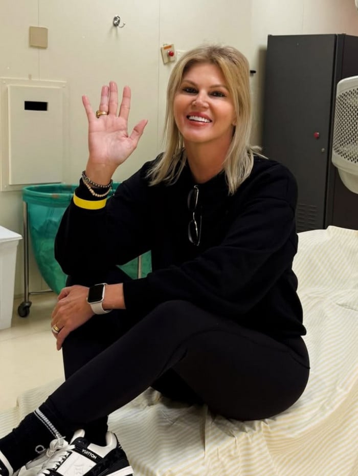 Val Marchiori posta reflex&atilde;o em tratamento contra c&acirc;ncer