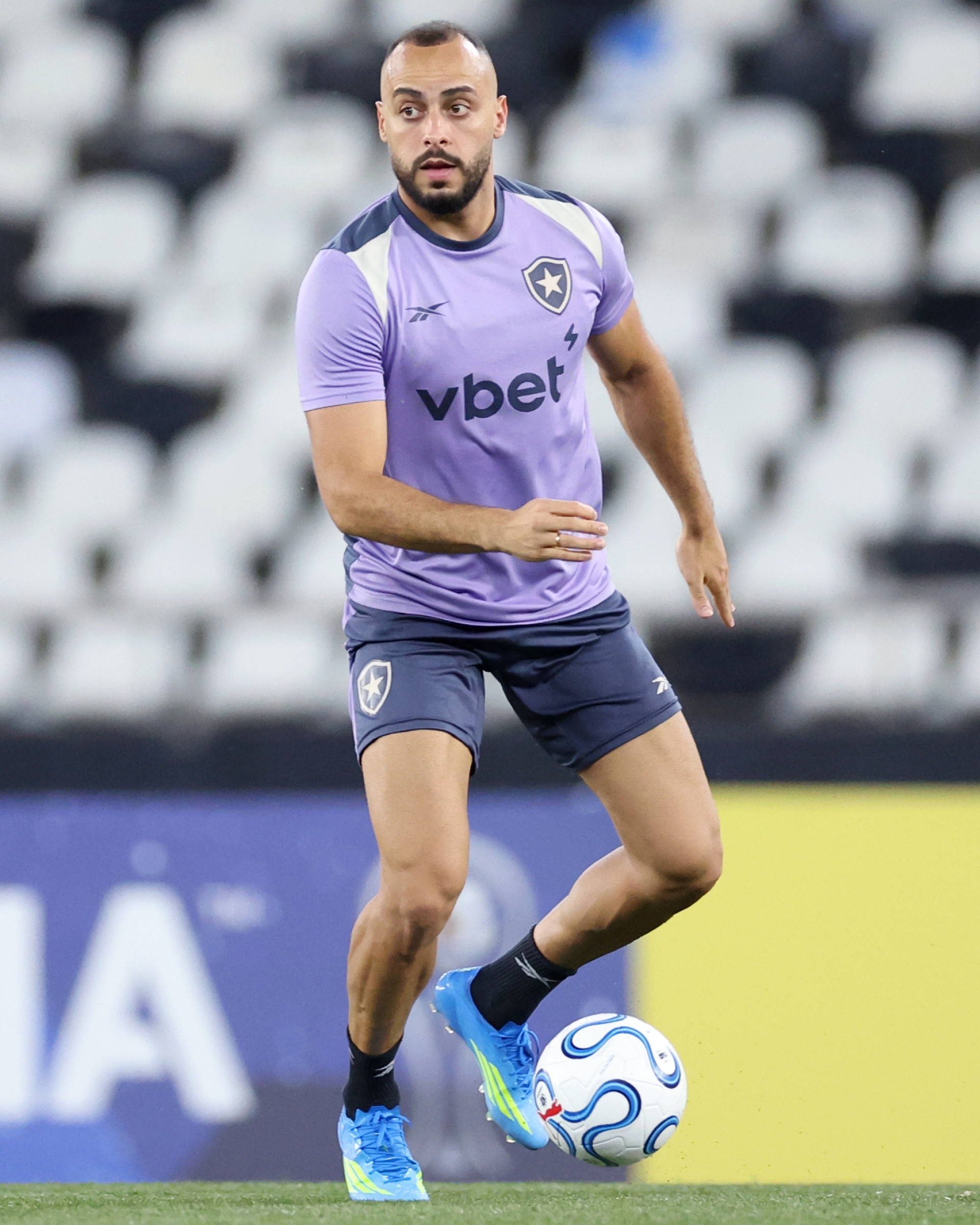  Arthur Cabral