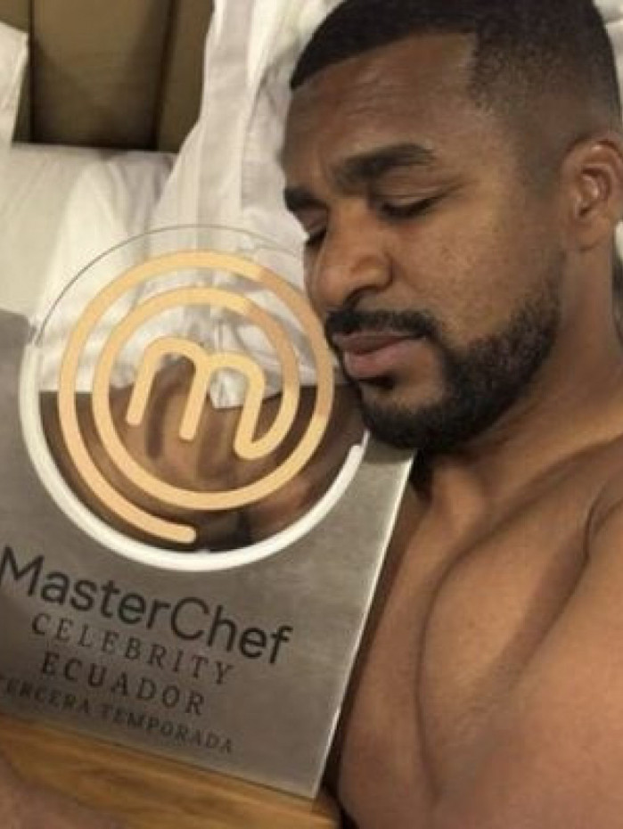 Ex-Flamengo e Vasco, Frickson Erazo vence Masterchef Celebridades; veja comemora&ccedil;&atilde;o
