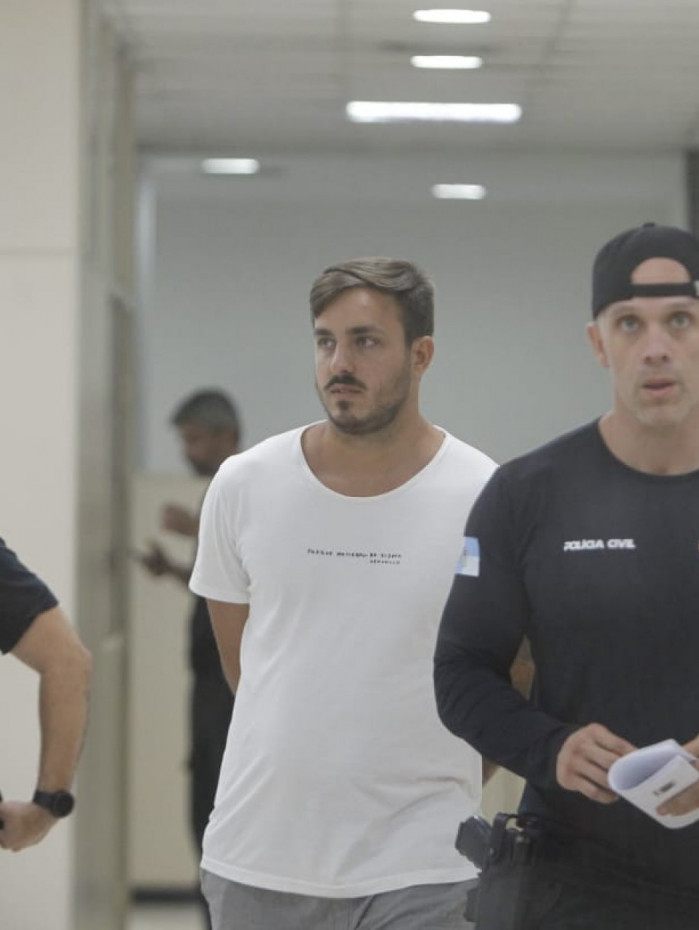 Igor Aguiar foi preso em Icara&iacute;, em Niter&oacute;i, e levado &agrave; Cidade da Pol&iacute;cia