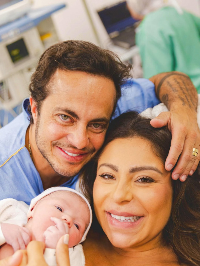 Thammy Miranda e Andressa Ferreira celebraram o nascimento de Vicente