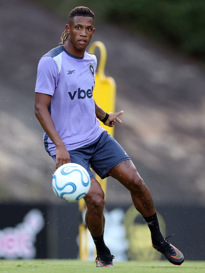Danilo recebeu nova proposta do Palmeiras