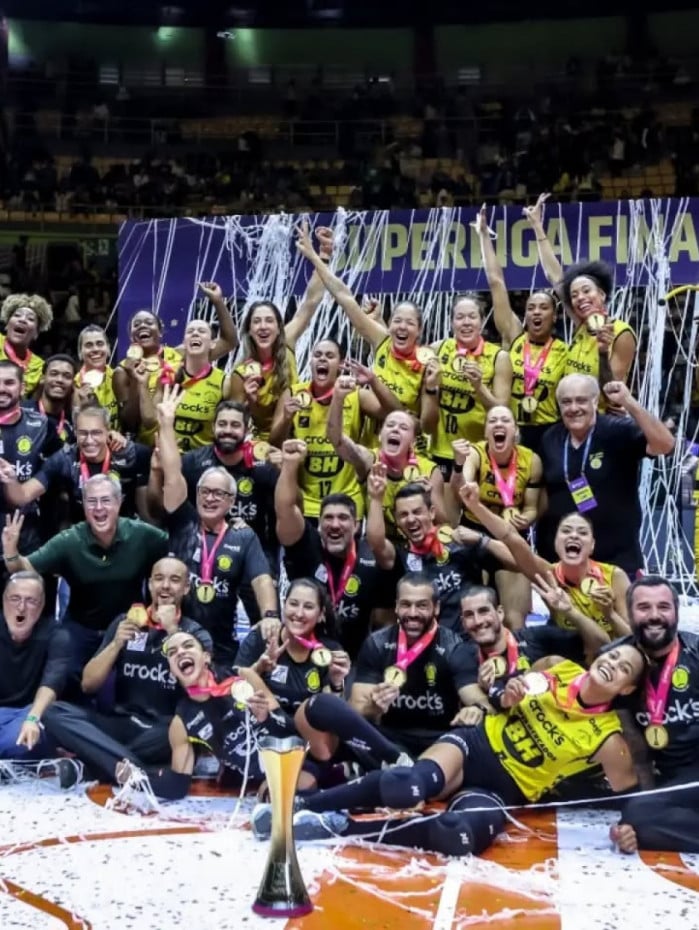 Praia Clube foi tricampe&atilde;o da Superliga Feminina de V&ocirc;lei