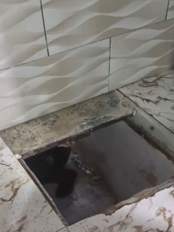 Entrada do bunker ficava escondida no piso de um im&oacute;vel na comunidade da Coreia