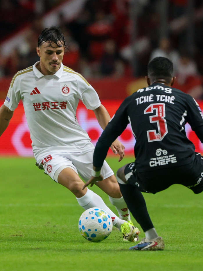 Tch&ecirc; Tch&ecirc; em a&ccedil;&atilde;o no duelo entre Internacional e Vasco, no Beira-Rio