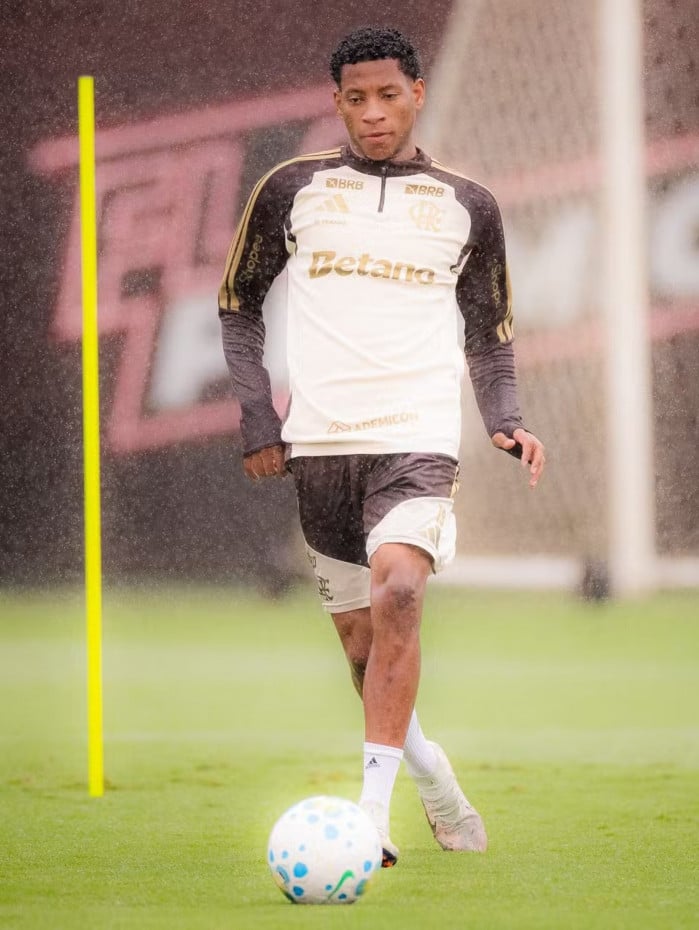Plata em treino do Flamengo