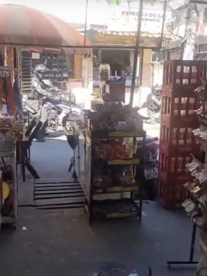 Tiroteio entre PM e criminosos assusta moradores da Cidade de Deus