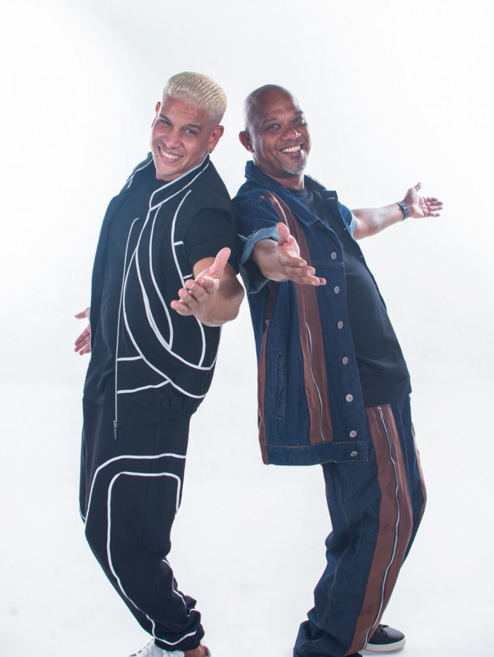 Renato Aquino e Luiz Fernando s&atilde;o vocalistas do Sociedade do Samba 