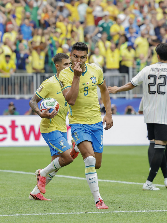 Seleção vira sobre o Japão nos acréscimos e está nas oitavas da Copa