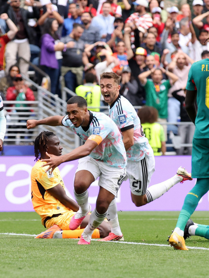 B&eacute;lgica venceu Senegal por 3 a 2 e garantiu vaga nas oitavas de final da Copa do Mundo