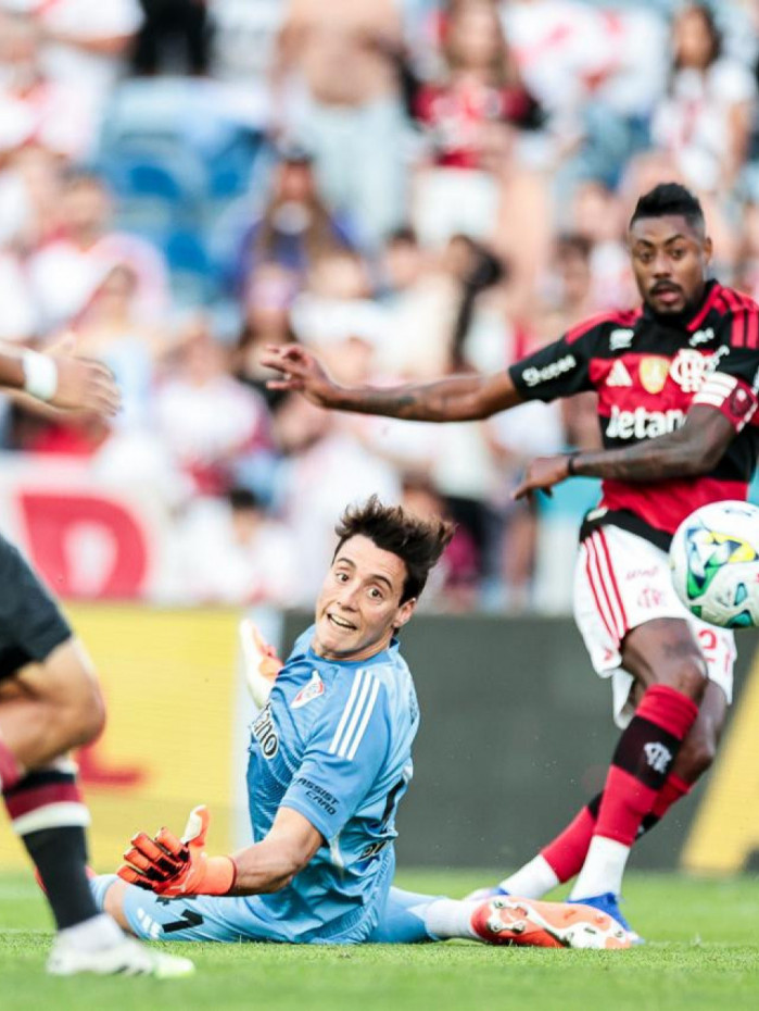 Flamengo enfrentou o River Plate em jogo amistoso pelo Torneio de Algarve, em Portugal
