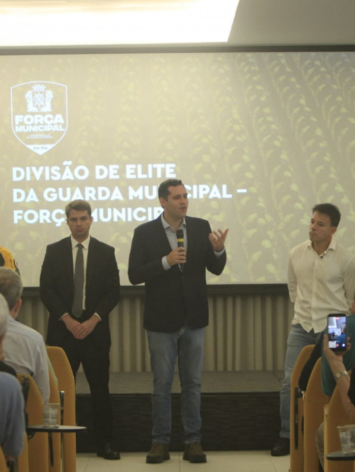 Prefeitura do Rio apresenta atua&ccedil;&atilde;o da For&ccedil;a Municipal a empres&aacute;rios e moradores da Barra da Tijuca