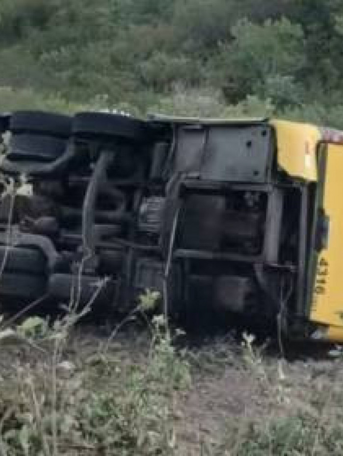 &Ocirc;nibus seguia para o Santu&aacute;rio de S&atilde;o Francisco das Chagas, em Canind&eacute; (CE)
