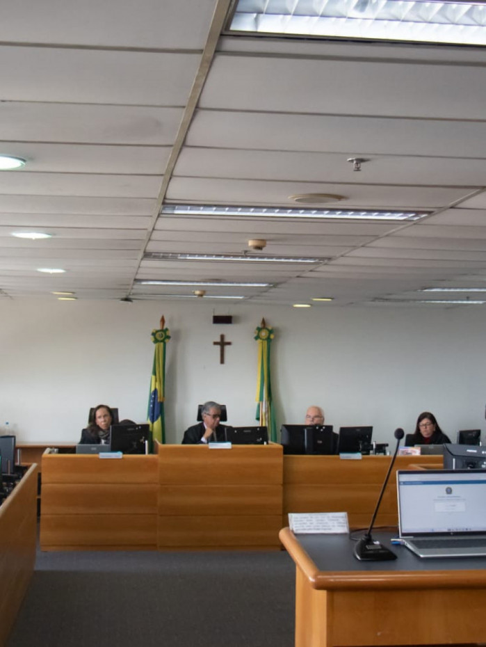Rodoviários rejeitam proposta das empresas em reunião no TRT
