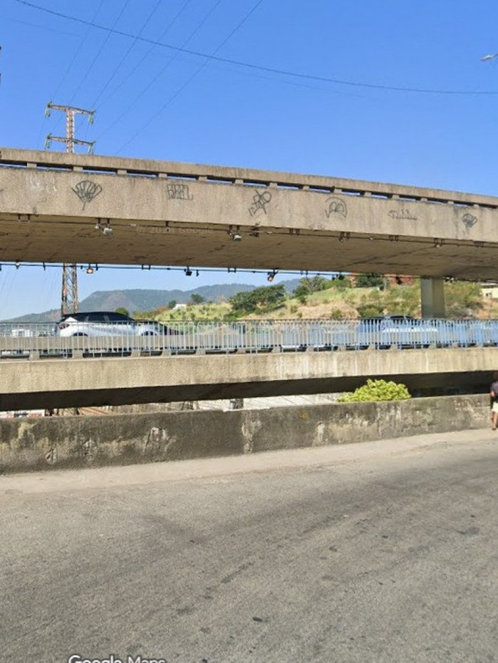 Corpo &eacute; encontrado sob o Viaduto da Mangueira, na Zona Norte do Rio