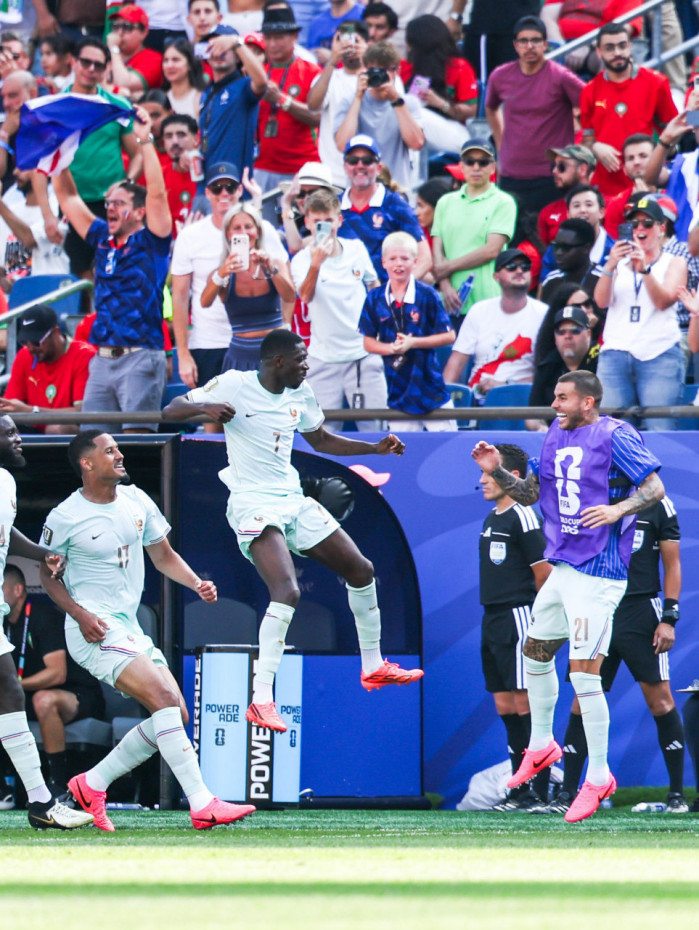Comemora&ccedil;&atilde;o da sele&ccedil;&atilde;o francesa