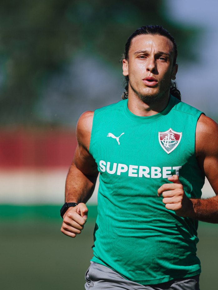 Canobbio em a&ccedil;&atilde;o durante treino do Fluminense, no CT Carlos Castilho