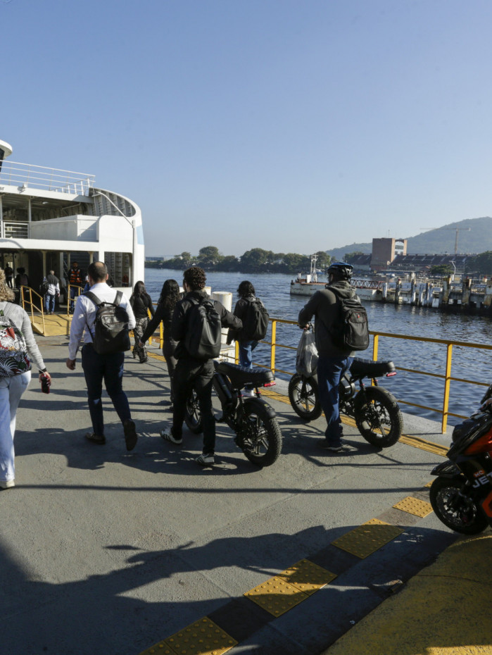 Novas regras pro&iacute;bem ciclomotores e autopropelidos em barcas a partir de agosto
