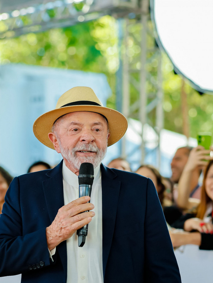 Presidente da Rep&uacute;blica, Luiz In&aacute;cio Lula da Silva na Escola Nacional de Sa&uacute;de P&uacute;blica (ENSP)