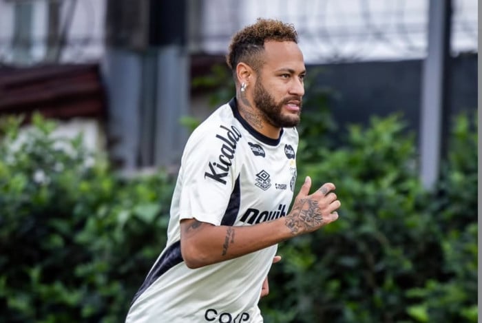 Neymar segue em recupera&ccedil;&atilde;o e &eacute; desfalque no santos