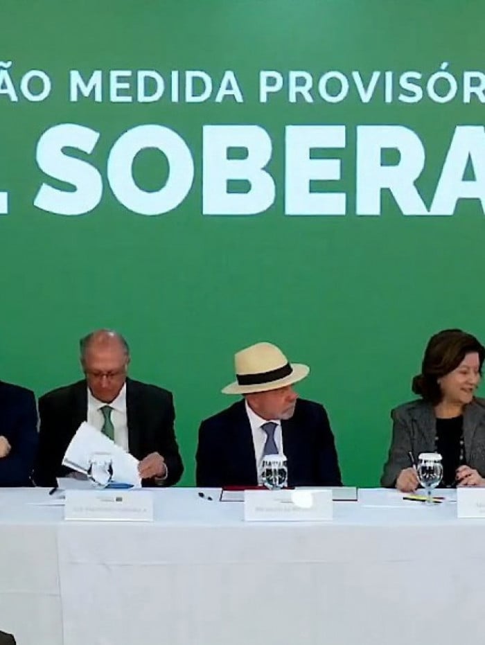 Presidente Lula sanciona lei que destina recursos a linhas de cr&eacute;dito nesta quarta-feira
