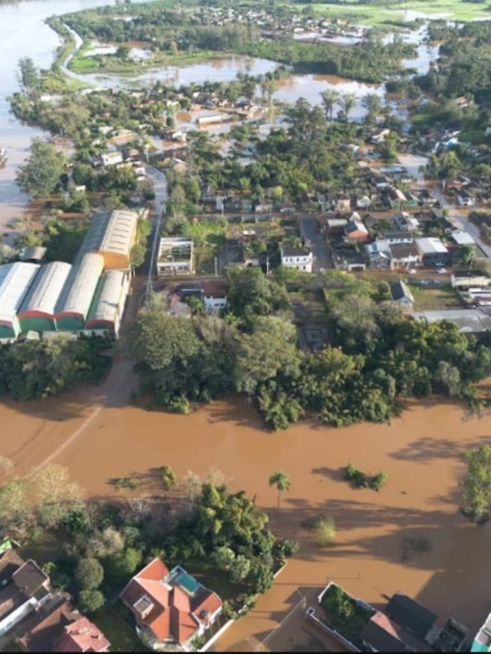 Chuvas e eleva&ccedil;&atilde;o dos rios causam alagamentos, bloqueios de estradas e danos