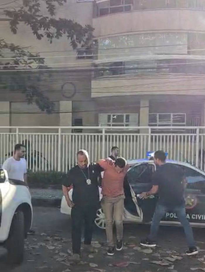Leandro Jesus dos Santos foi preso na Rodovi&aacute;ria Novo Rio quando tentava fugir do estado